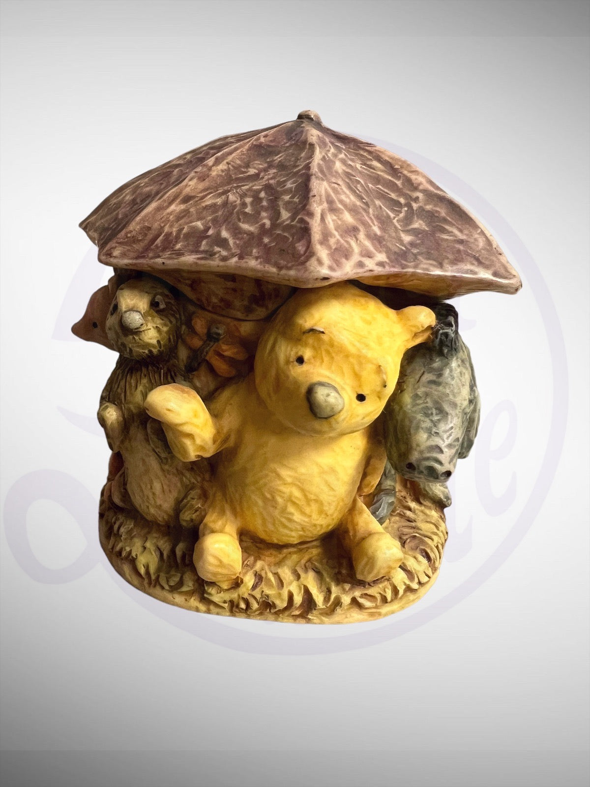 Harmony Kingdom Box - Disney Classic Pooh Figurine No Box 0437